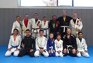 2017-06-BJJ-LG-217-1-m