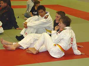2010-BJJ-DM-700